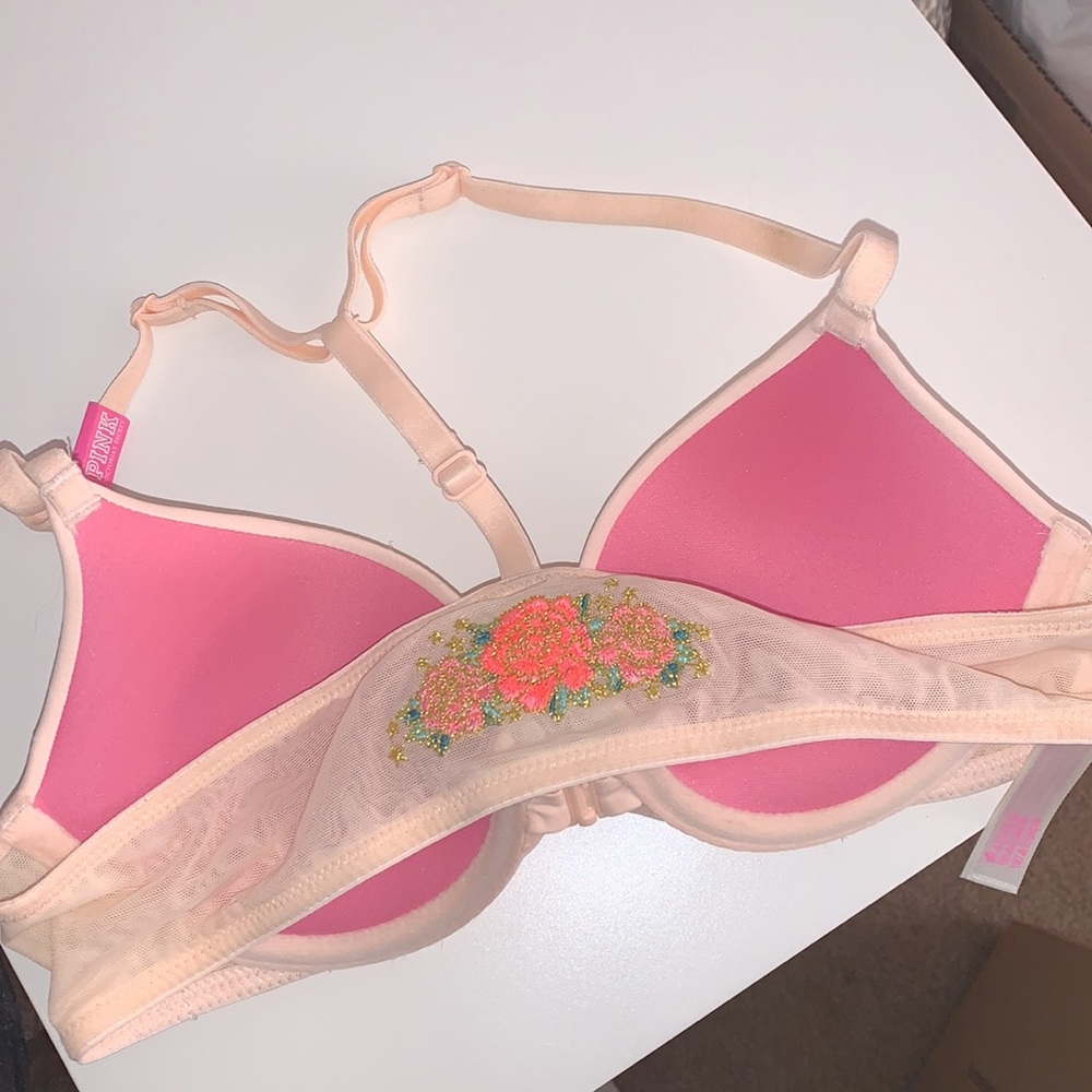 bra - Picture 2 of 4
